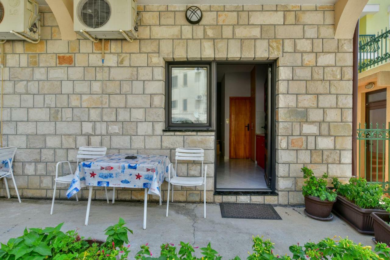 Apartments Srzentic Petrovac Eksteriør billede