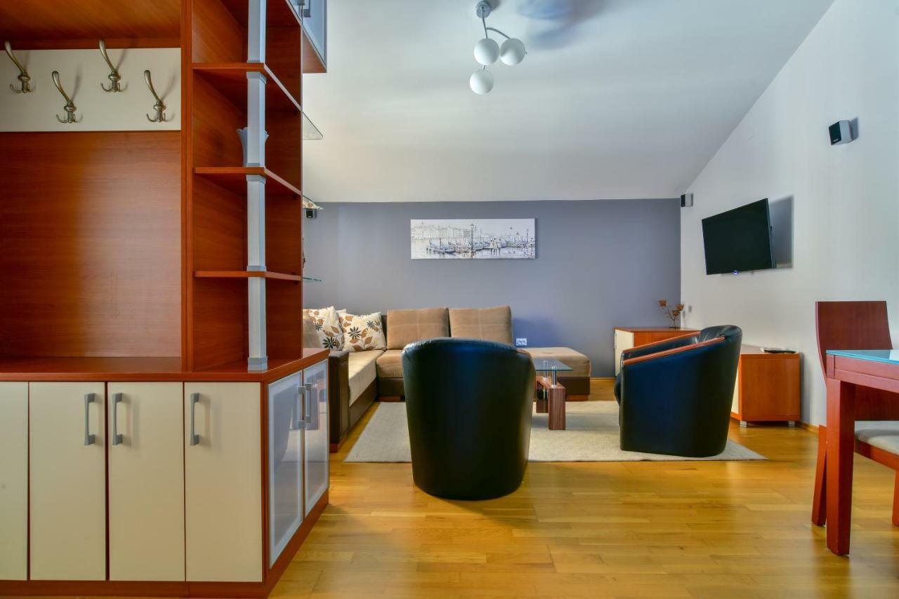 Apartments Srzentic Petrovac Eksteriør billede