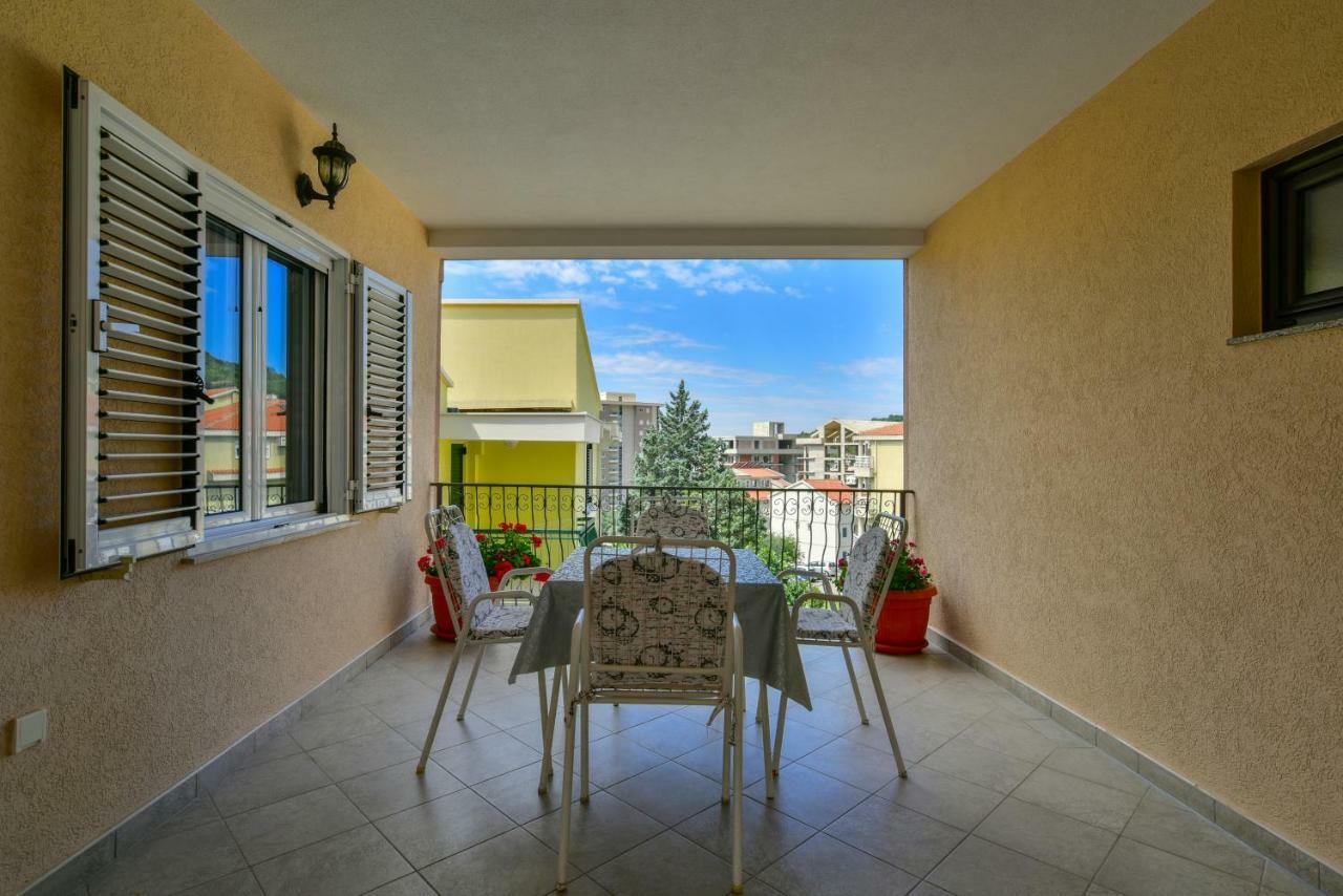 Apartments Srzentic Petrovac Eksteriør billede